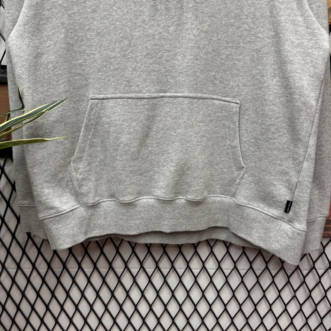 마크 곤잘레스 와릿이즌 후드티 전면 로고 포인트 그레이 상품이미지4