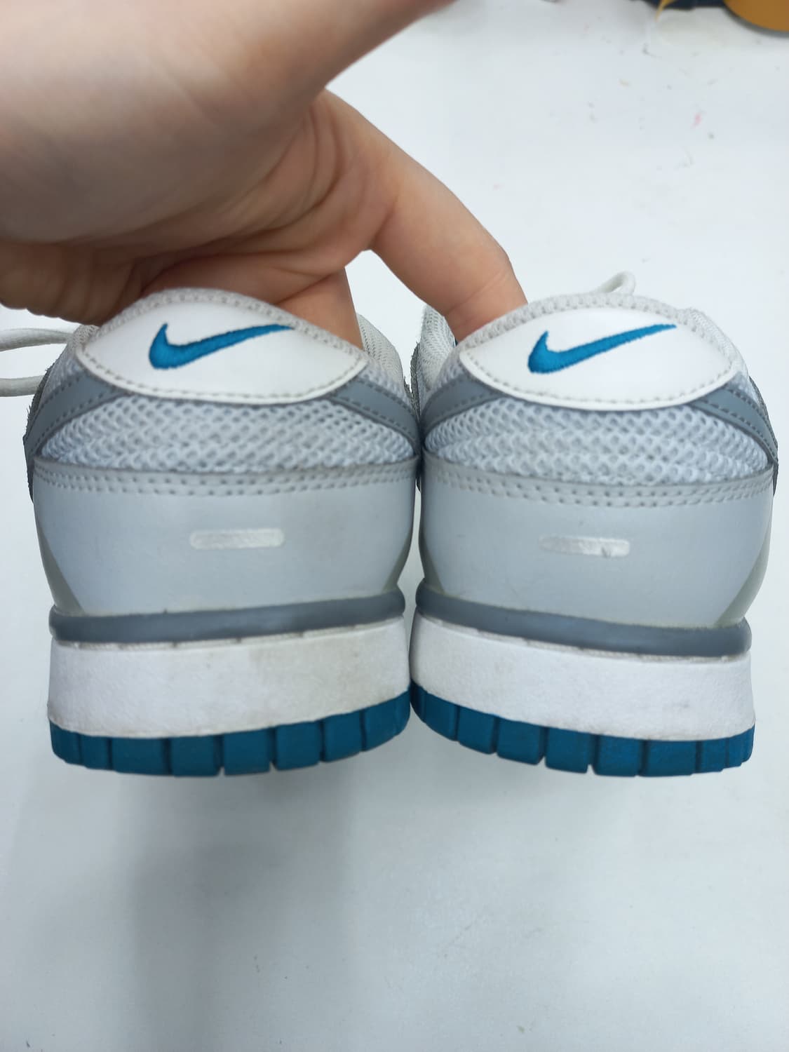 나이키 에어로 5 운동화 250mm 상품이미지4