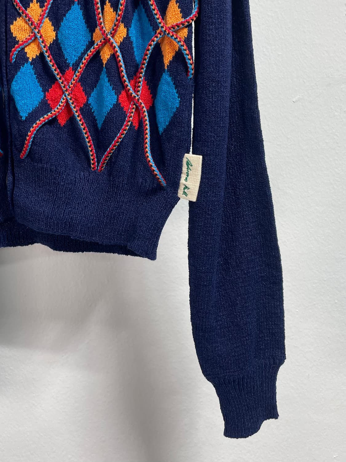 앤더슨벨 우먼스 아가일 자수 브이넥 가디건 (on.229) 상품이미지4