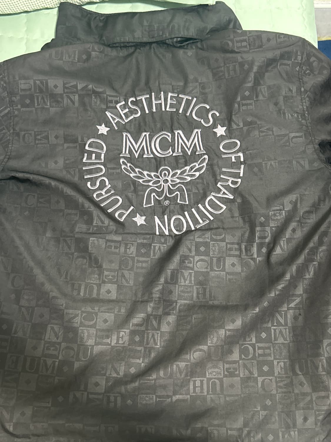 MCM 올오버 로고 빈티지 바람막이 자켓 상품이미지5