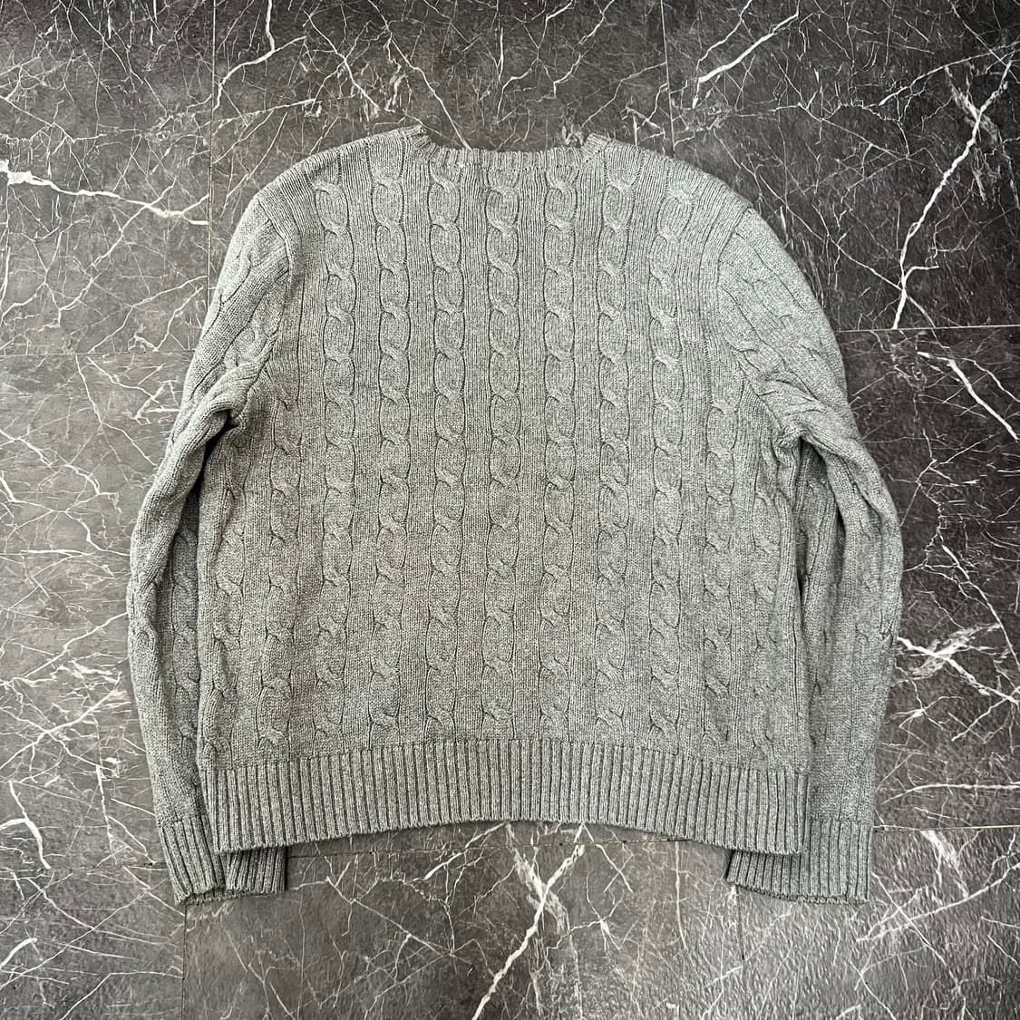 폴로랄프로렌 포니 그레이 오버사이즈 꽈배기 니트 상품이미지3