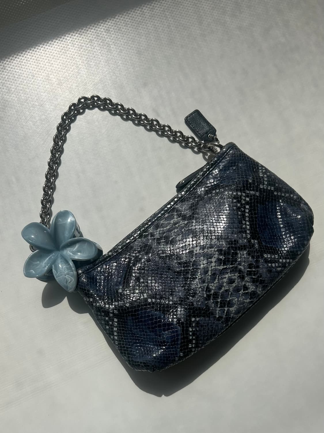 New신상‼️)) 코치 스네이크 체인 미니백 상품이미지2