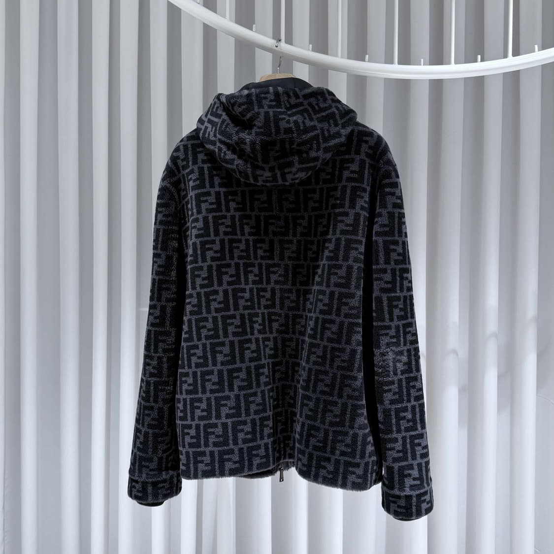 50 / 펜디 시어링 레더 리버시블 무스탕  상품이미지5