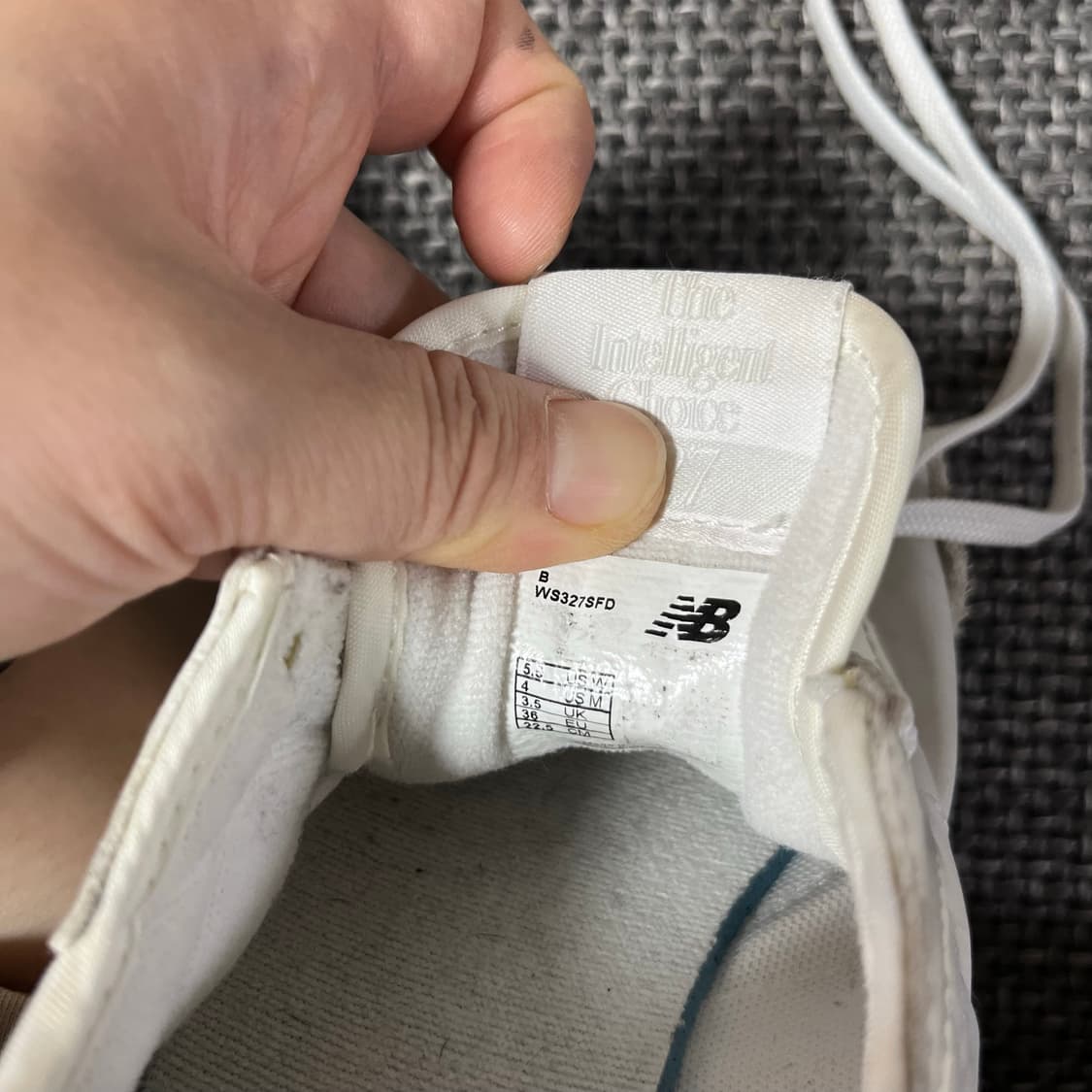 뉴발란스 327 문빔 스니커즈 225 상품이미지5