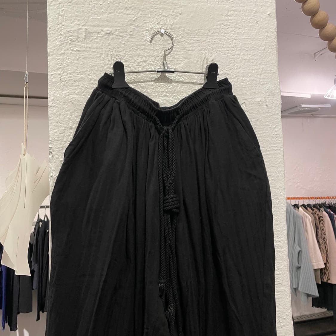 율리우스 오버사이즈 팬츠 상품이미지2