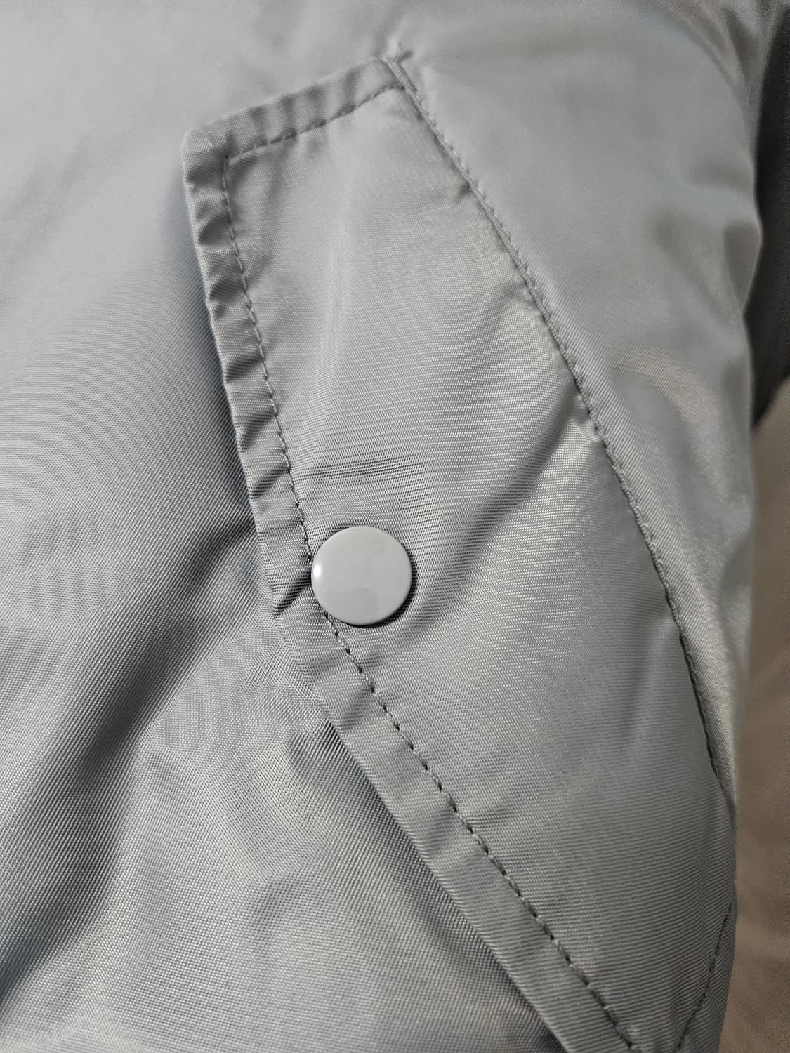 언아웃핏(ANOUTFIT)  MA-1  항공 점퍼  그레이
 상품이미지5