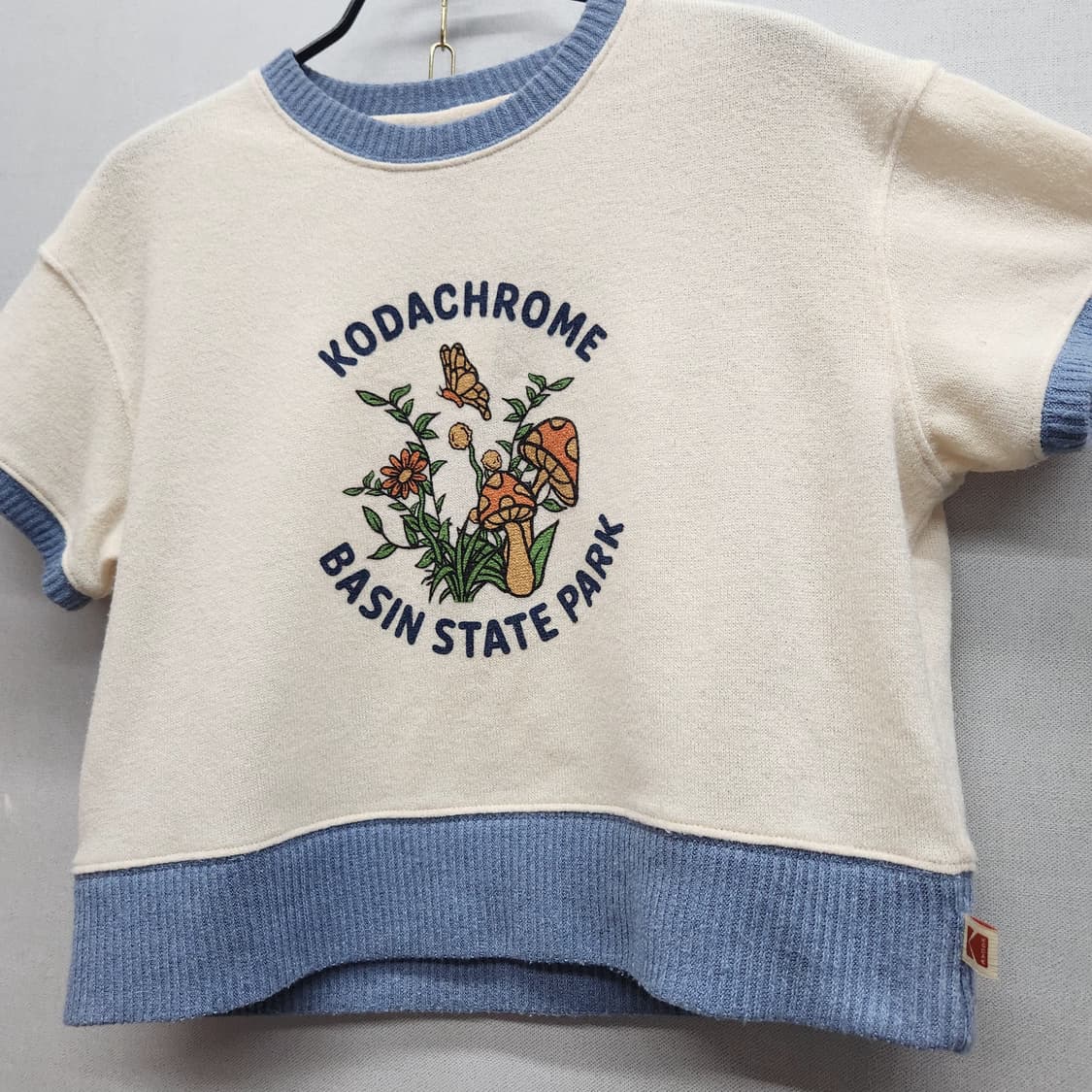 코닥 빅로고 디자인 크롭 반팔티 S(S) 상품이미지3