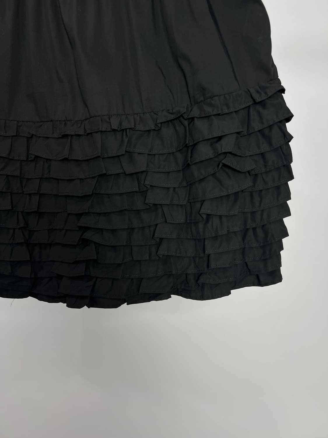 TO BE CHIC 프릴 미니 스커트 상품이미지3