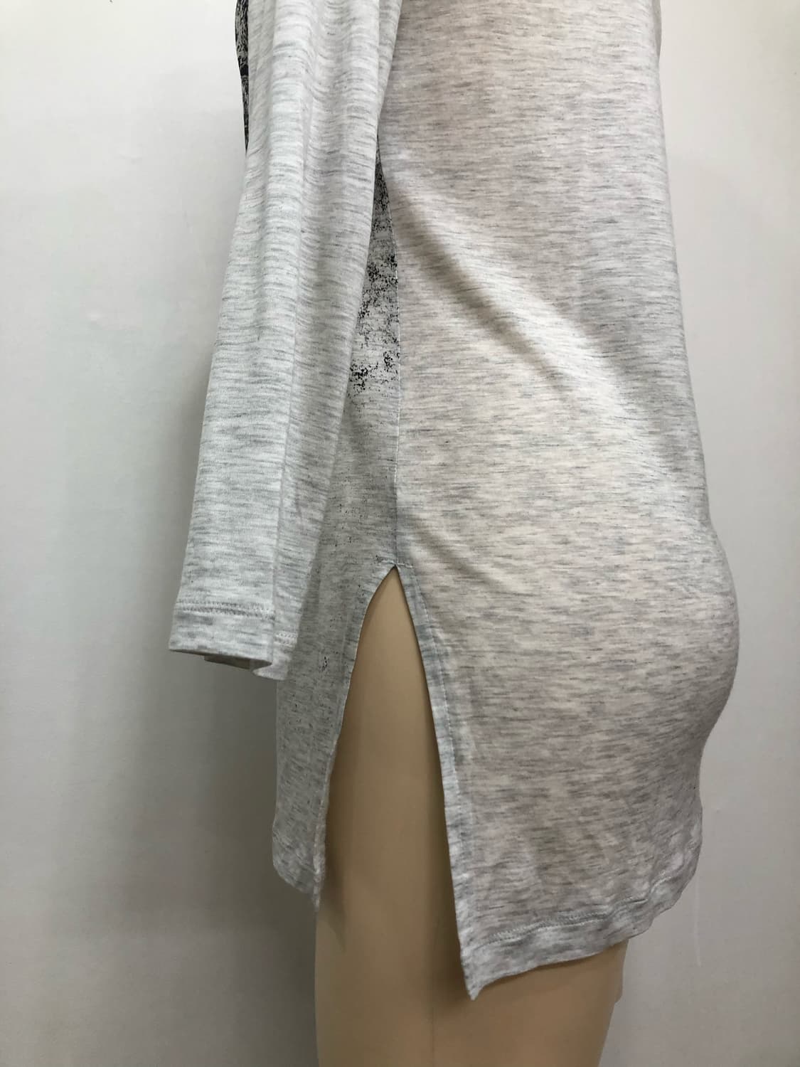 crack graphic print long sleeve 상품이미지5