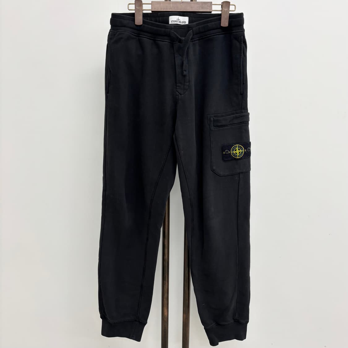 [M]스톤아일랜드 트레이닝 팬츠 상품이미지1