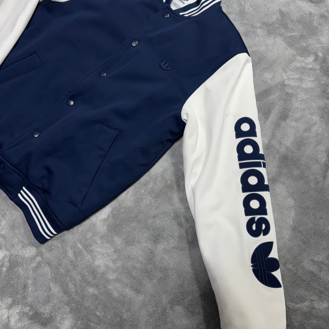 아디다스 바시티 자켓 상품이미지4