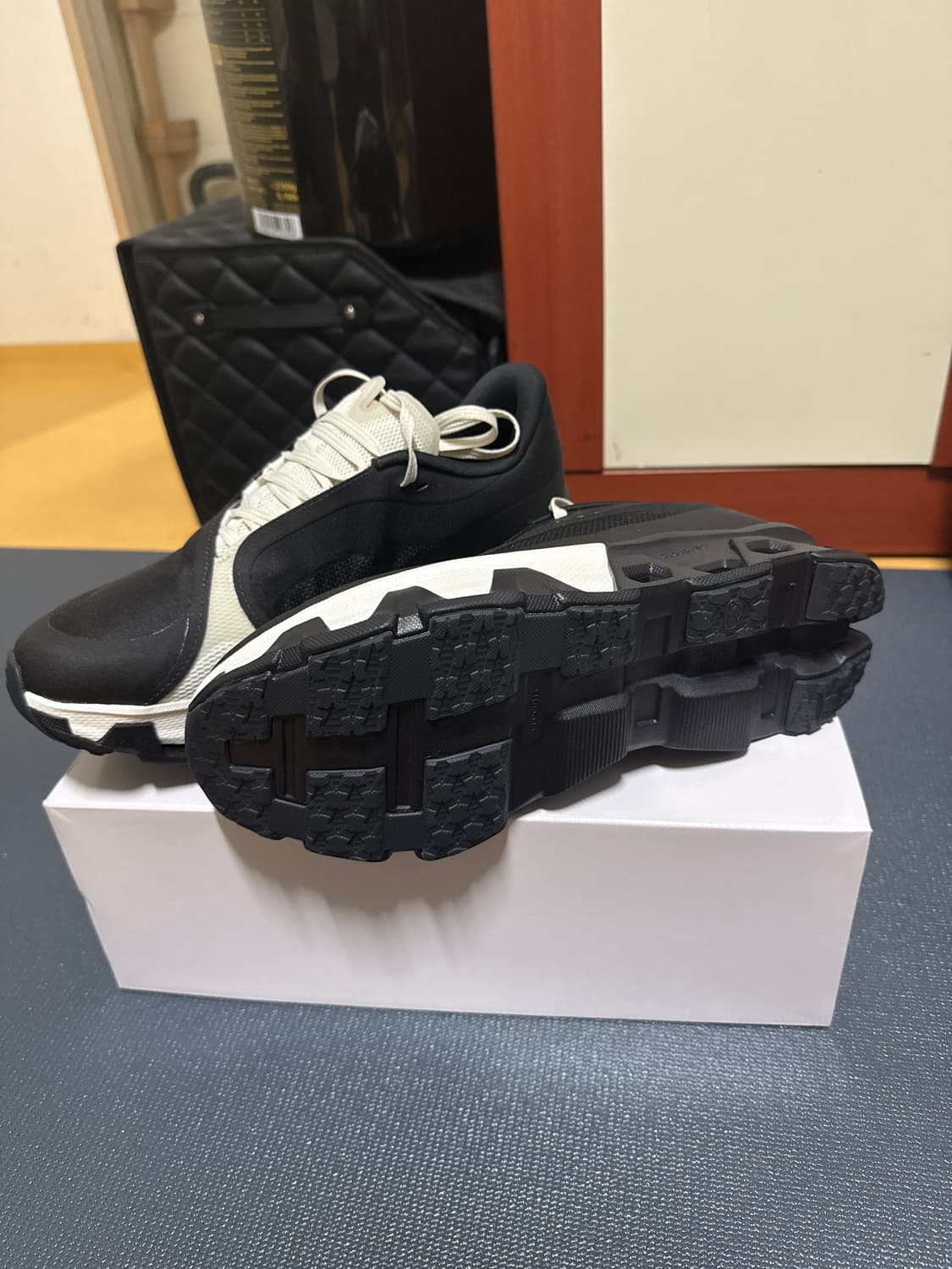 온러닝 파프 ON PAF 클라우드몬스터 하이퍼 블랙 275/ US 9.5 상품이미지2