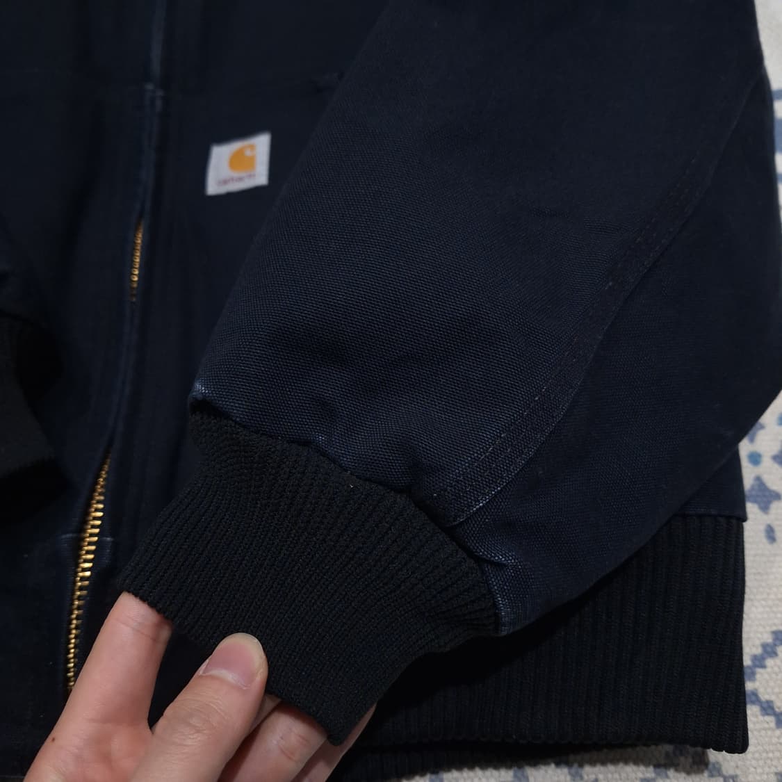 칼하트 J140 피그먼트블랙 덕캔버스 이너퀼팅 액티브자켓 후드집업 상품이미지6