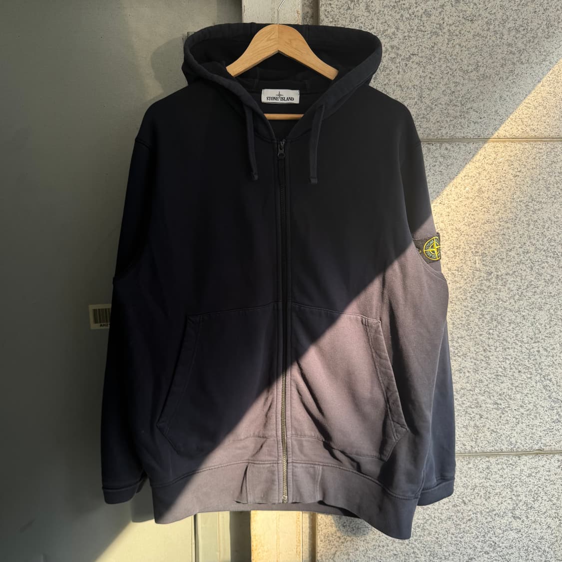 스톤아일랜드 와펜패치 후드집업 상품이미지2