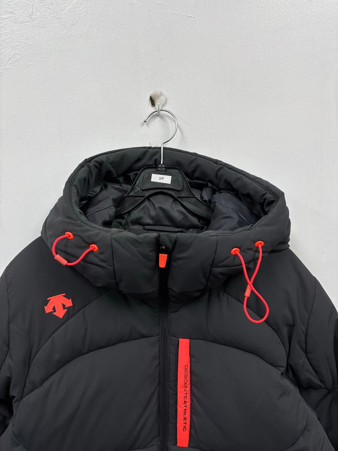 데상트 다운패딩 상품이미지3