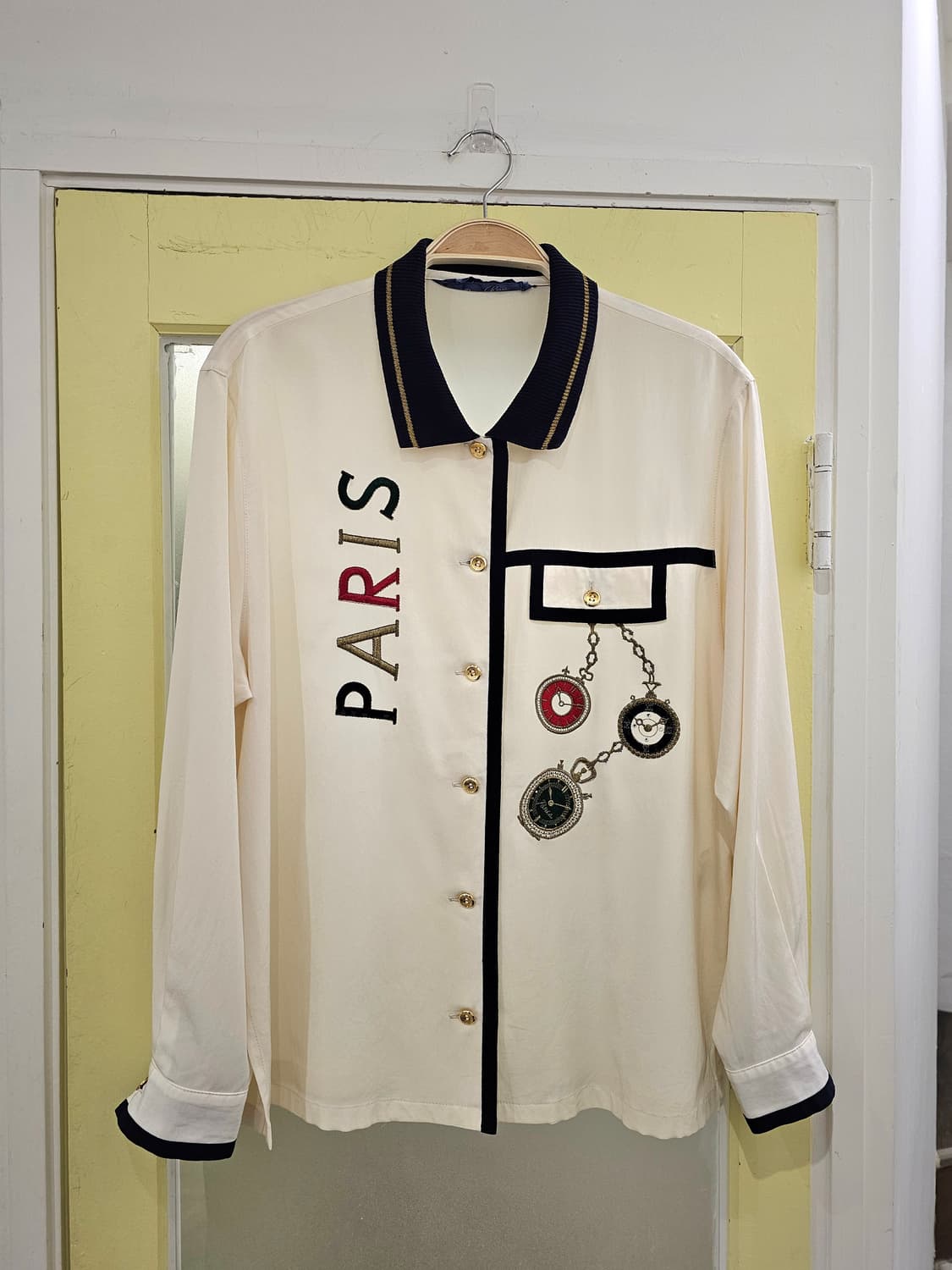 아이보리 Paris 자수 블라우스 상품이미지1