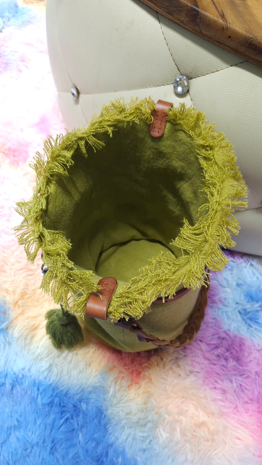 린넨 프랑스자수 핸드메이드 원통 손가방 크로스백  상품이미지3