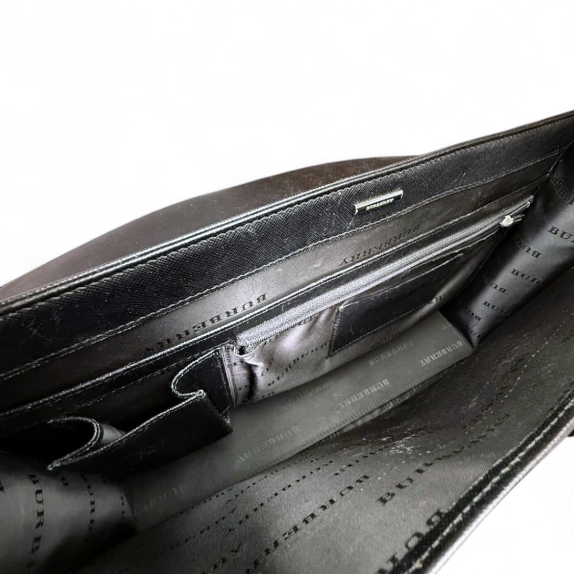 버버리 사피아노 카프스킨 브리프케이스 상품이미지9