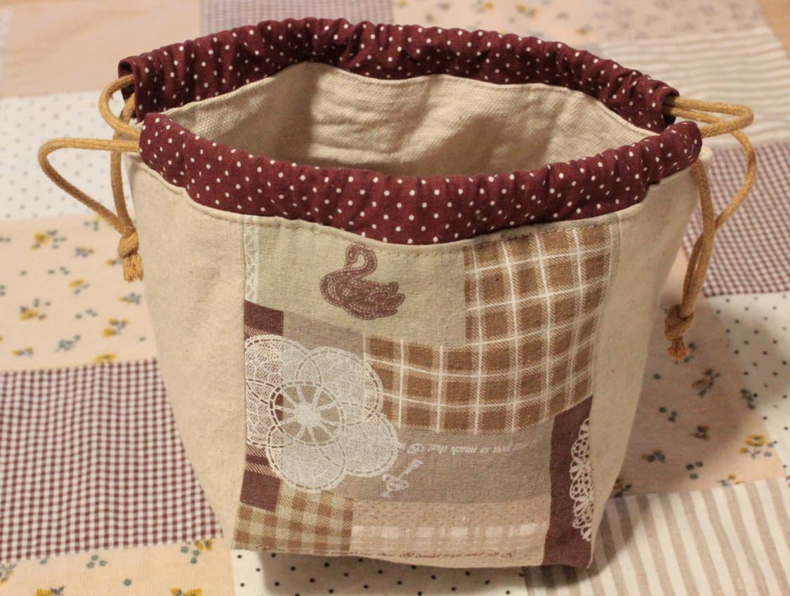 핸드메이드 바닥포인트 스트링 파우치 상품이미지8