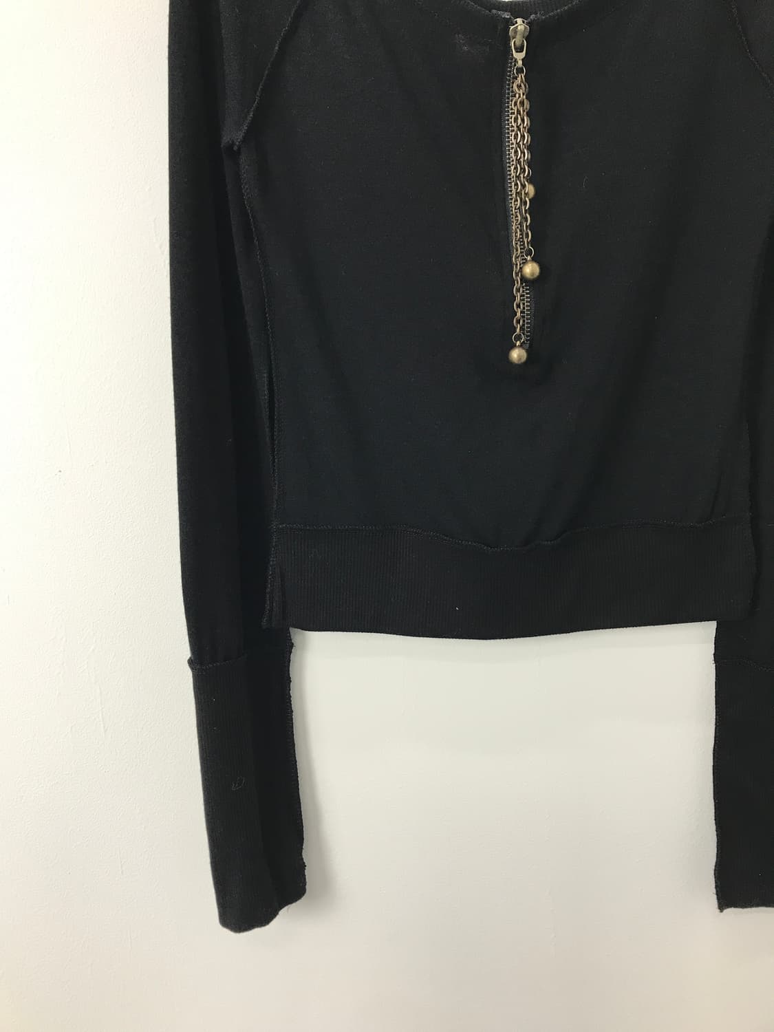 D.I.A. Zip Detail Cropped Knit Top 상품이미지7