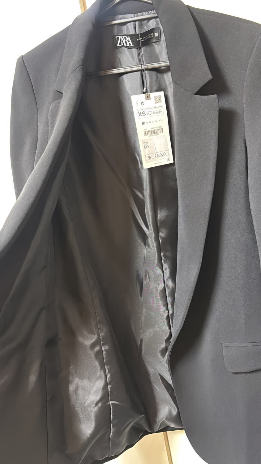 (새 상품) ZARA 자라 블랙 자켓 XS 상품이미지3