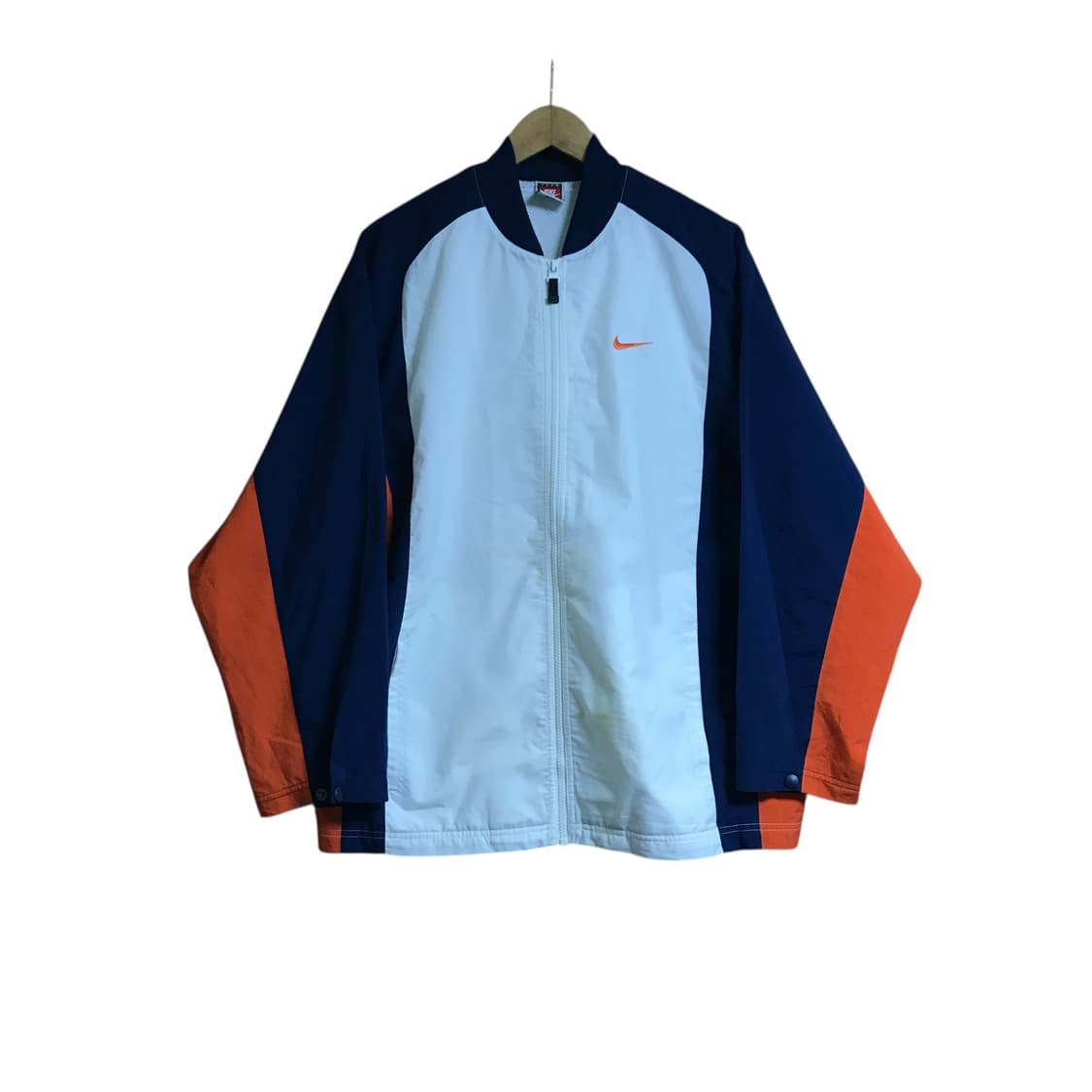 나이키 올드스쿨 빅로고 바람막이 상품이미지3