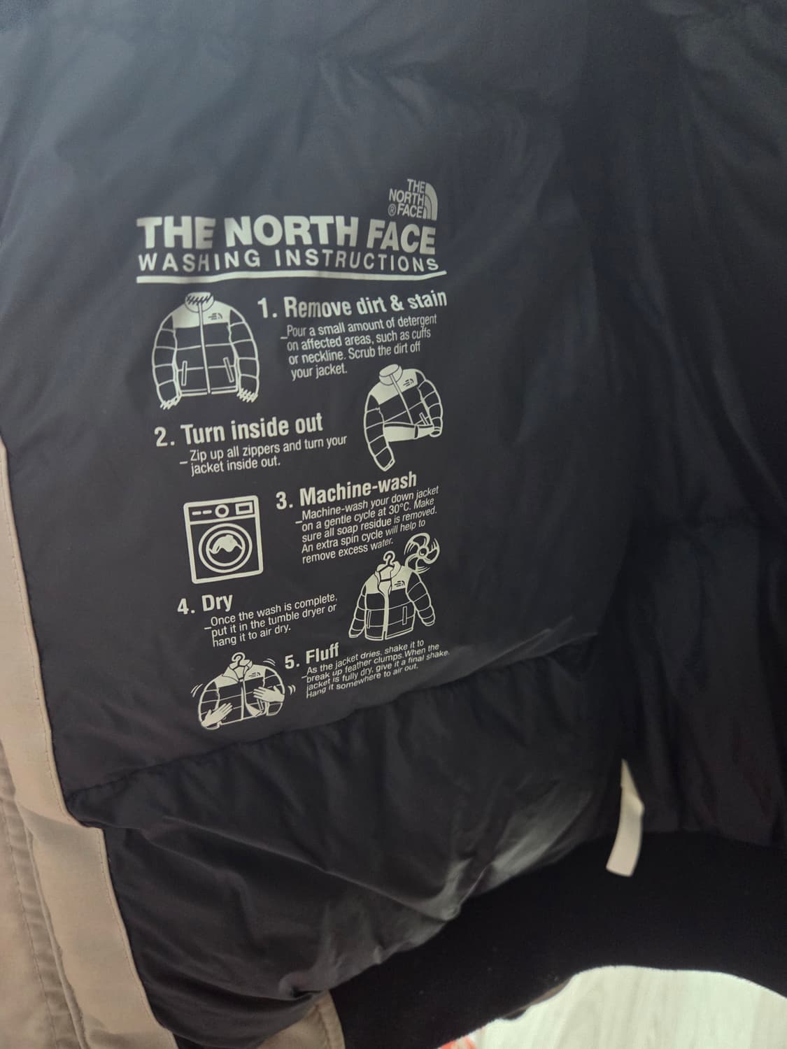 노스페이스 패딩  상품이미지3