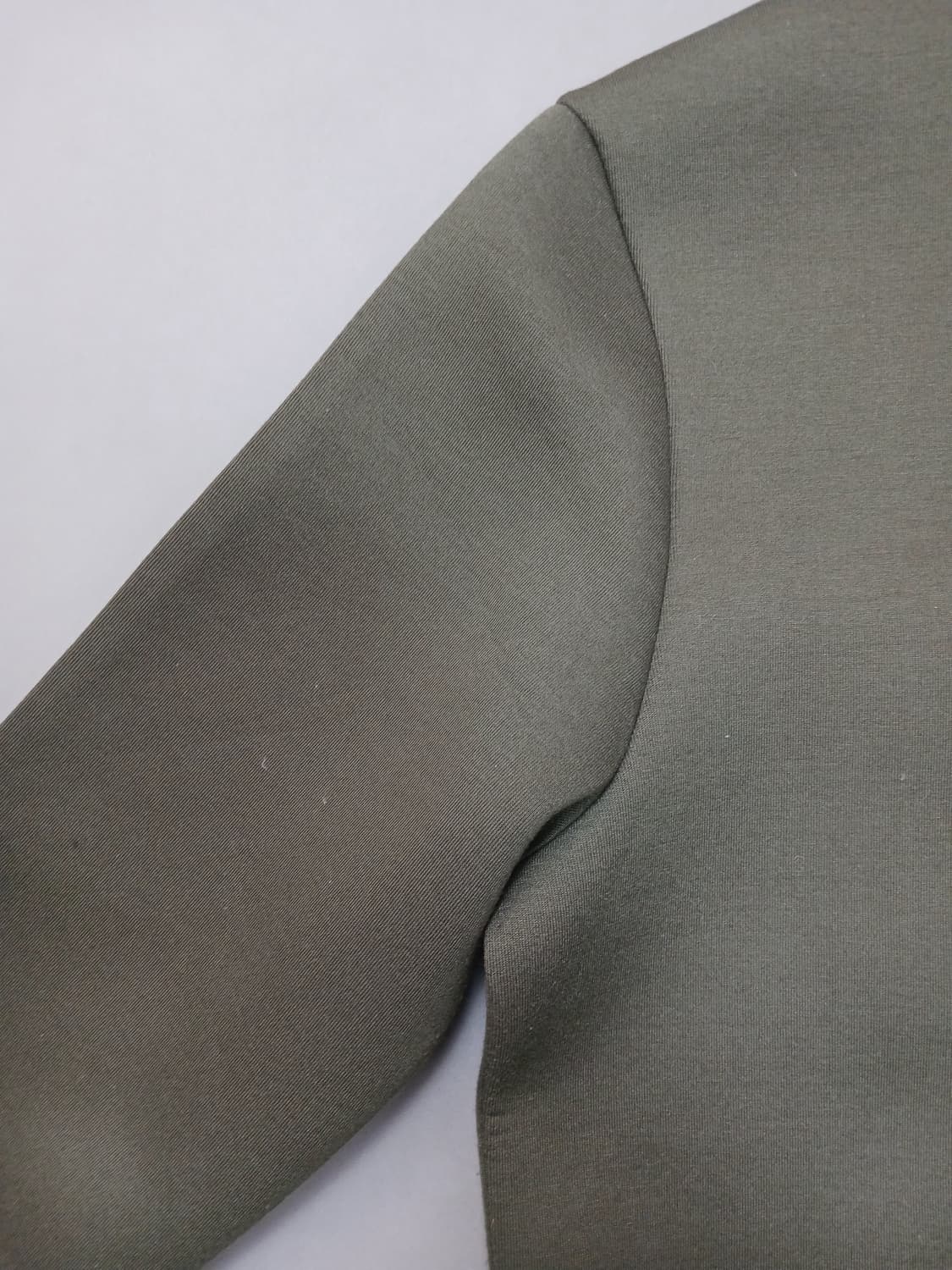 [100] 지오지아 카키 네오브랜 맨투맨 스웨트셔츠 상품이미지8