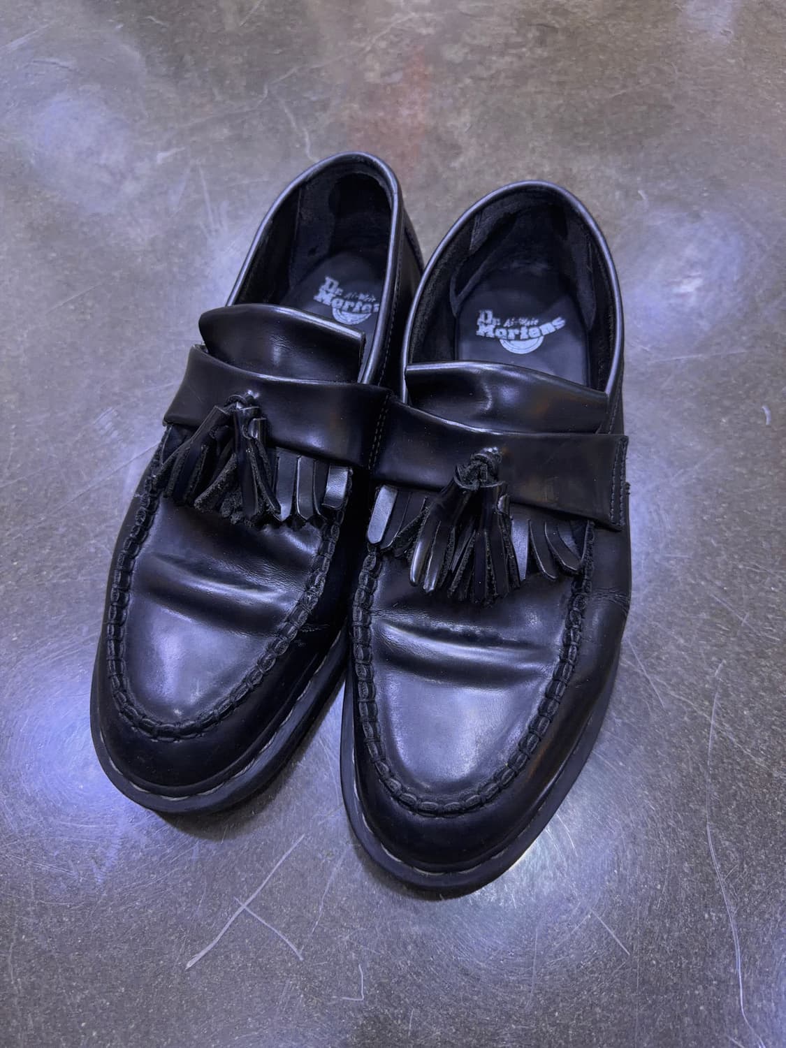 닥터마틴 아드리안 태슬로퍼 블랙 슈즈 270 상품이미지2