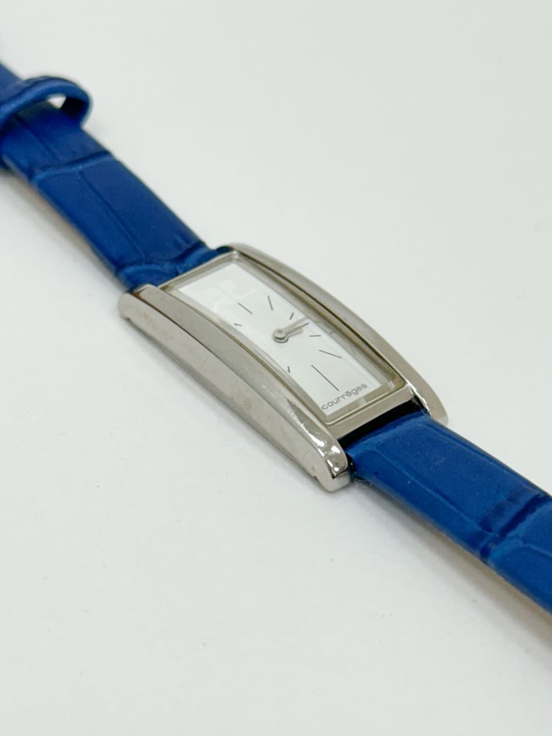 courreges / 꾸레쥬 블루 스트랩 렉탱귤러 쿼츠 시계  상품이미지6