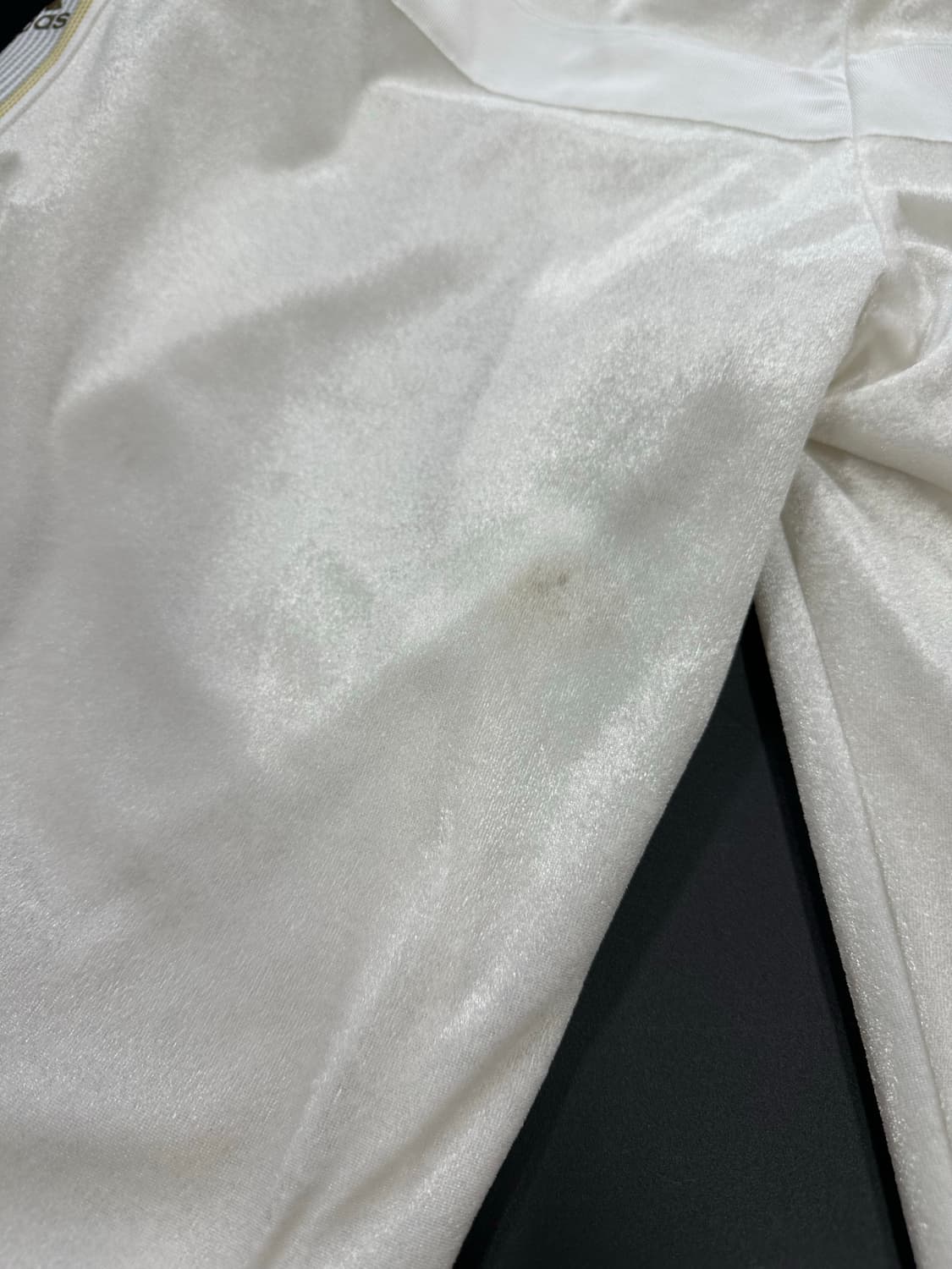 아디다스 크림벨루어 초코바닐라 트랙져지팬츠 셋업 상품이미지8