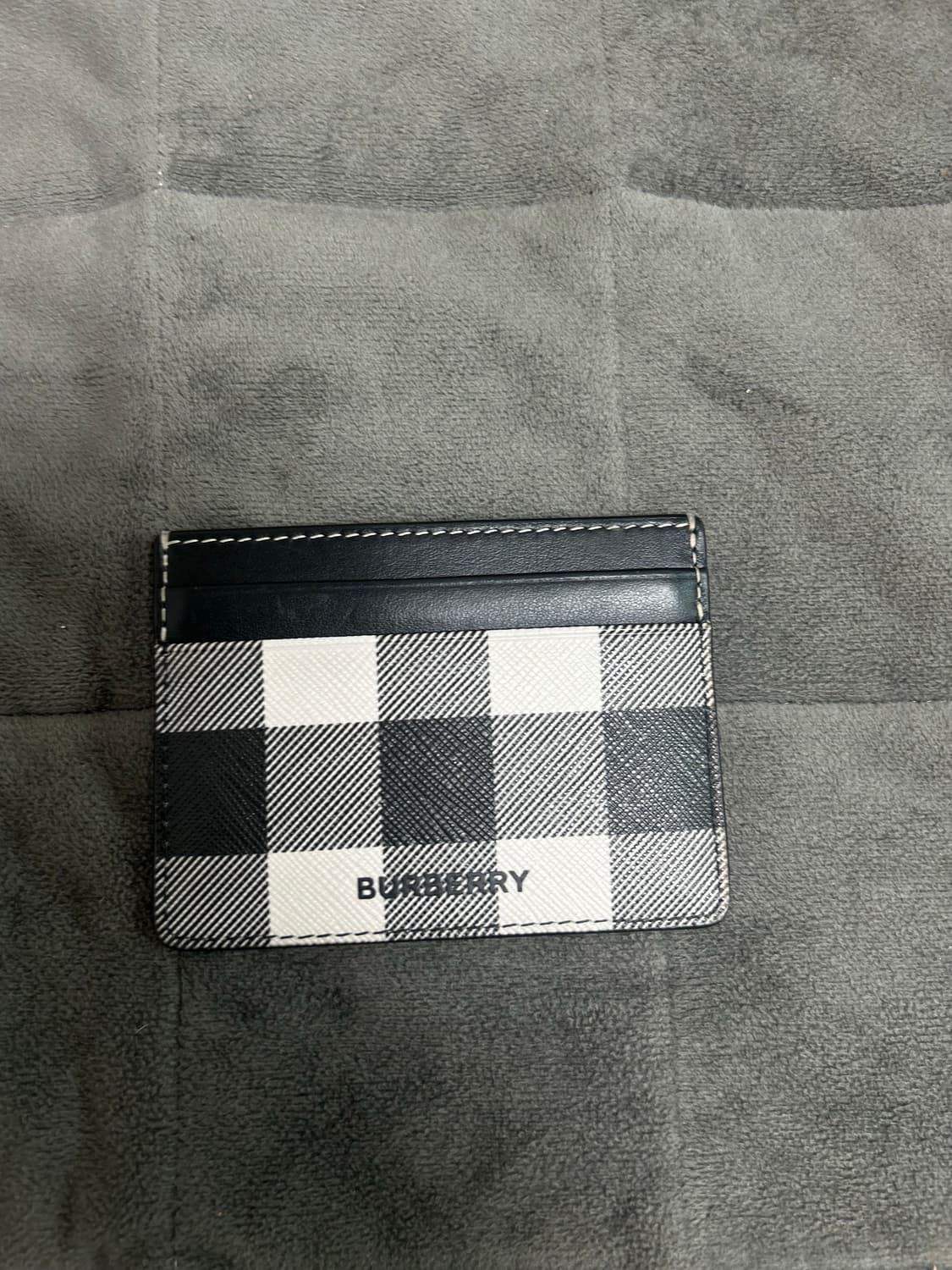 버버리 카드지갑 급처분 상품이미지2