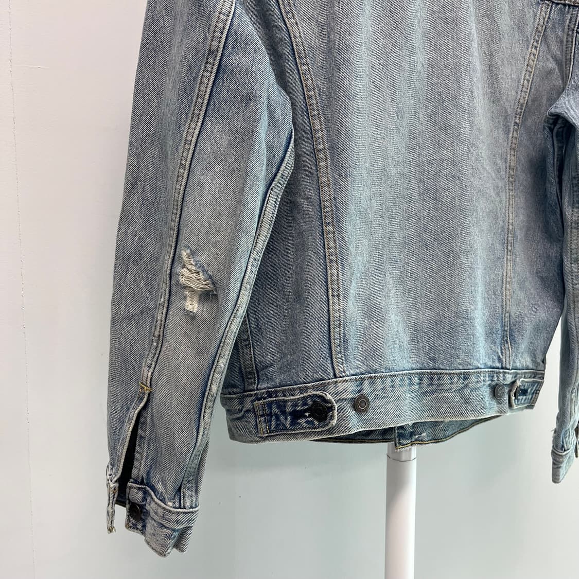 [S 국내 98-100] 리바이스 빈티지 패치워크 데님 트러커 자켓 상품이미지7