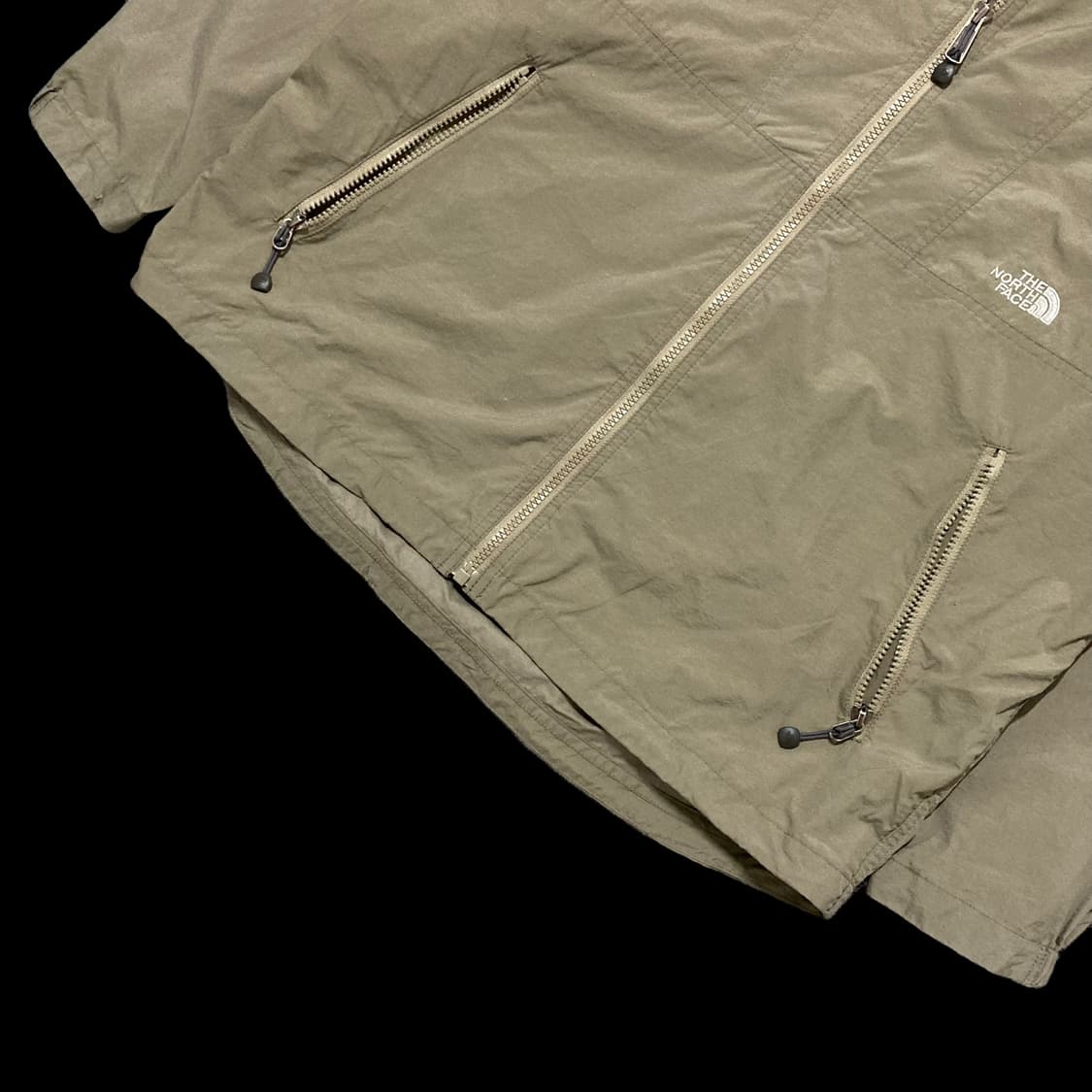 더노스페이스 JPN 미드로고 카키 바람막이 상품이미지3