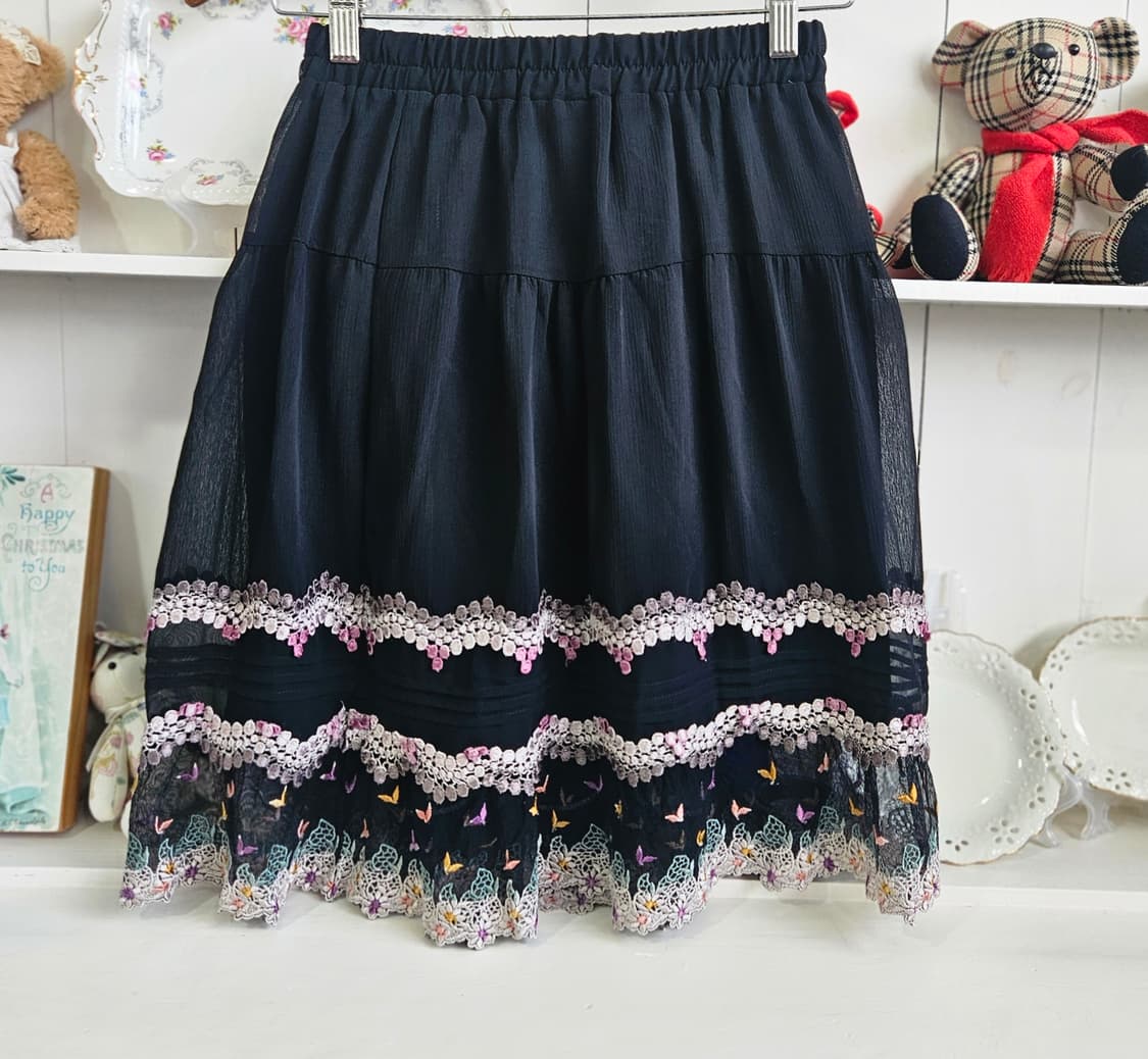 Axes Femme) 레이스 자수 티어드 스커트 상품이미지7