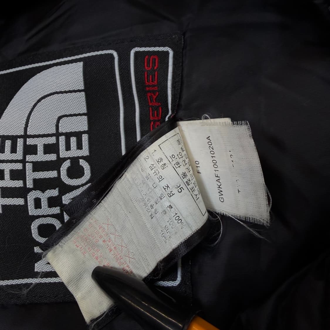 노스페이스 써밋 850LTD 블랙 눕시 구스다운 패딩 상품이미지3