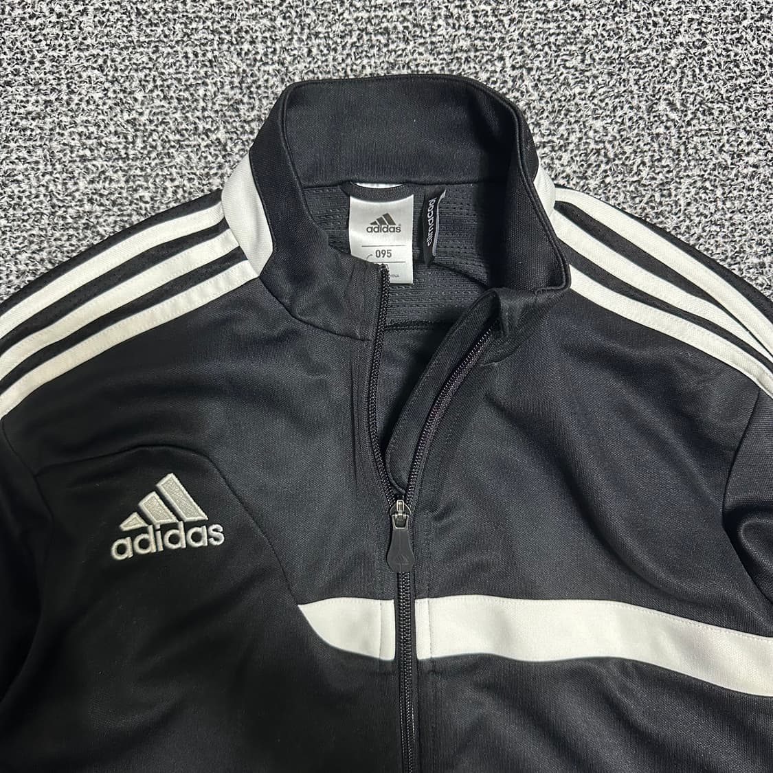 (95) 아디다스 삼선 블랙 트랙탑 상품이미지2