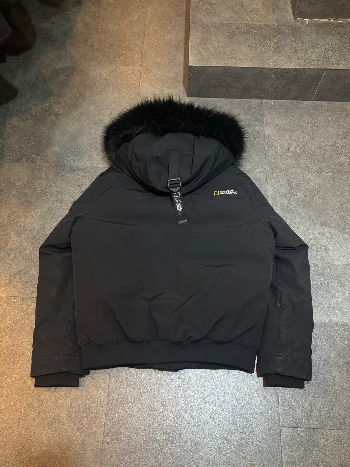 내셔널지오그래픽 블랙 숏패딩 L사이즈 상품이미지3