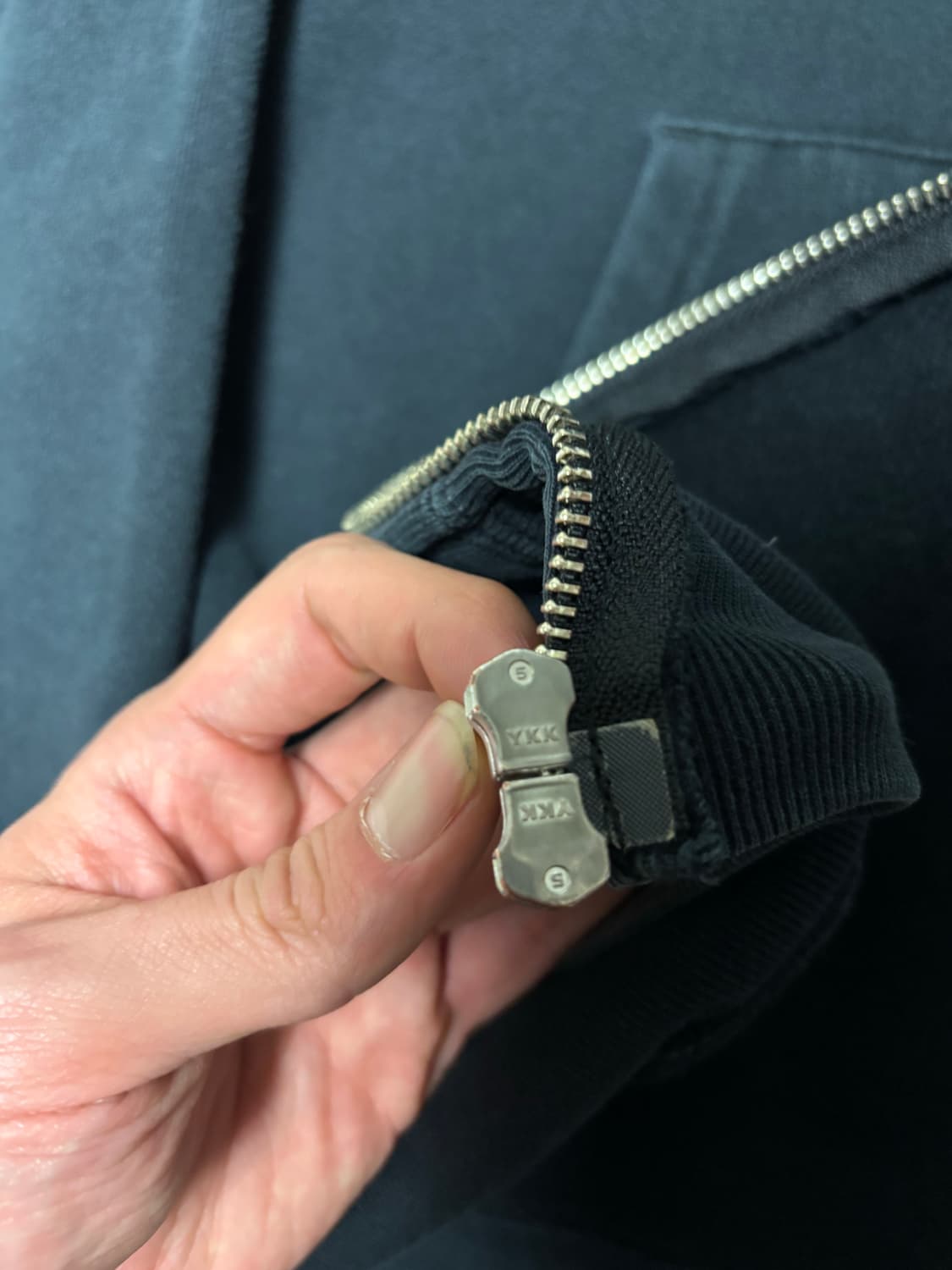 [정품] 베이프 뉴욕 10주년 한정판 FUTURA 샤크 후드집업 XL 상품이미지7