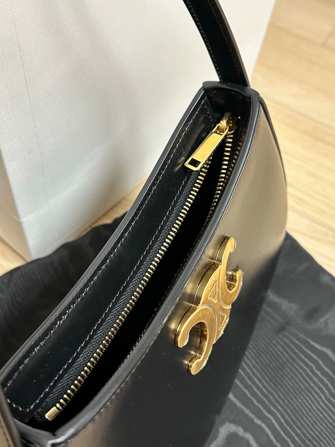 셀린 틸리백 상품이미지3