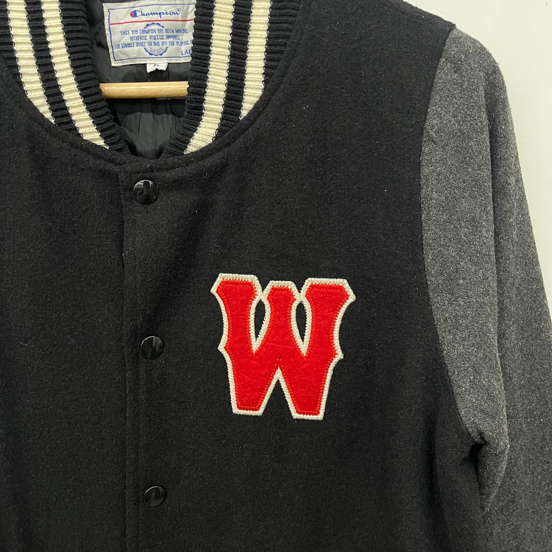 챔피온 검/회색 야구 점퍼 여L 상품이미지3