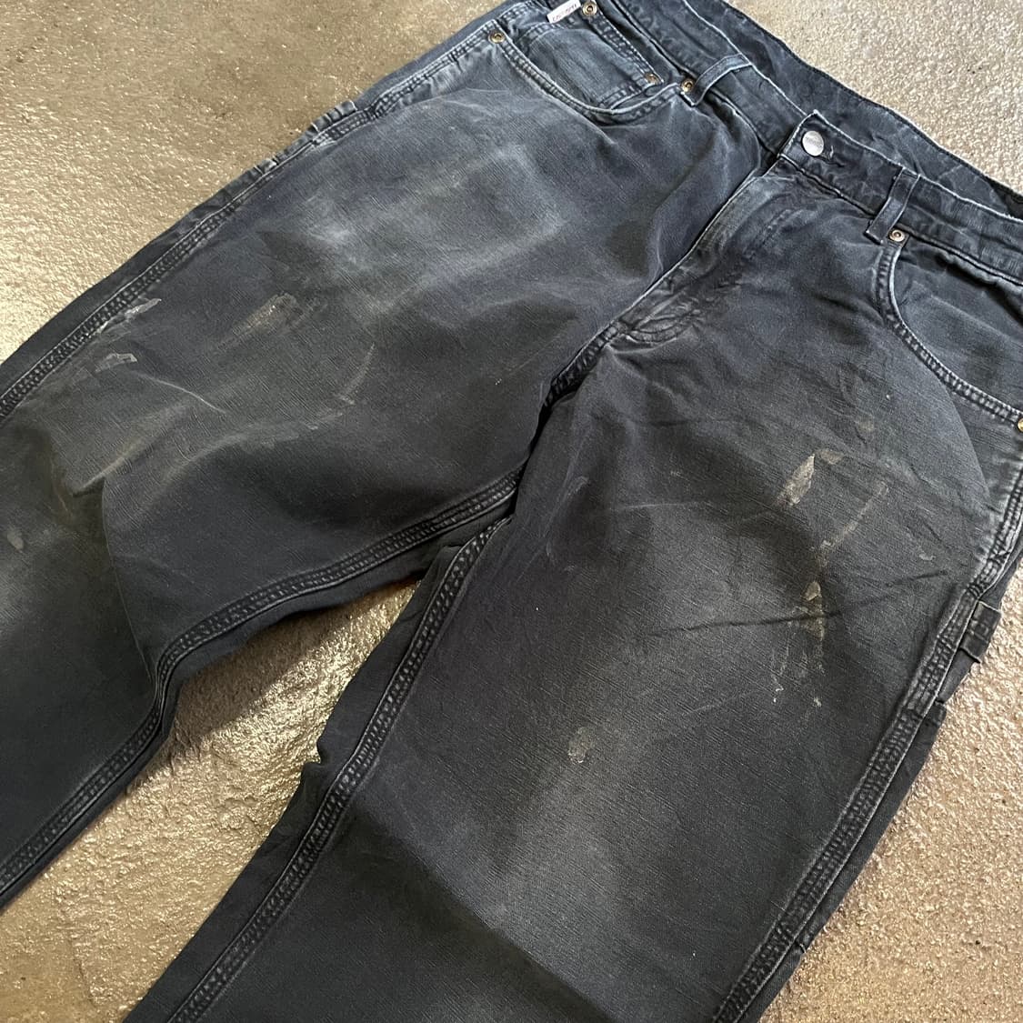 Carhartt 데미지 카펜터 팬츠 (33“) 상품이미지2