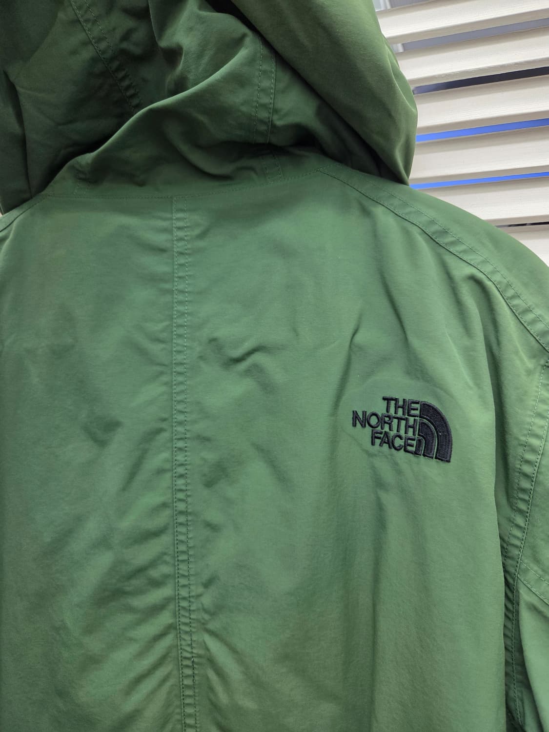 노스페이스 화이트라벨 딥그린 하이벤트 바람막이 자켓 상품이미지8
