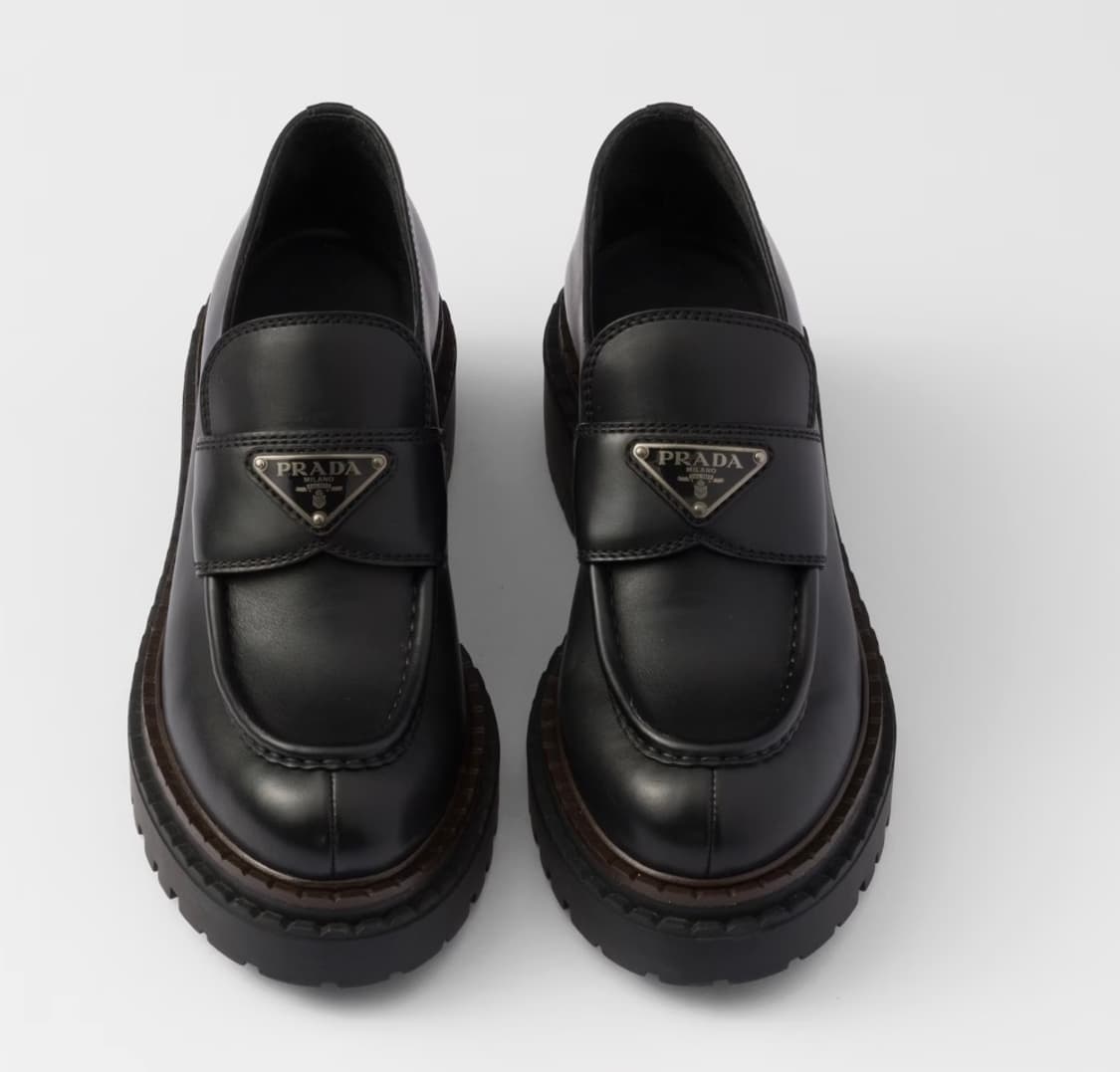 [새상품,정품,170만원대] 프라다 초콜릿 로퍼 신상 상품이미지1