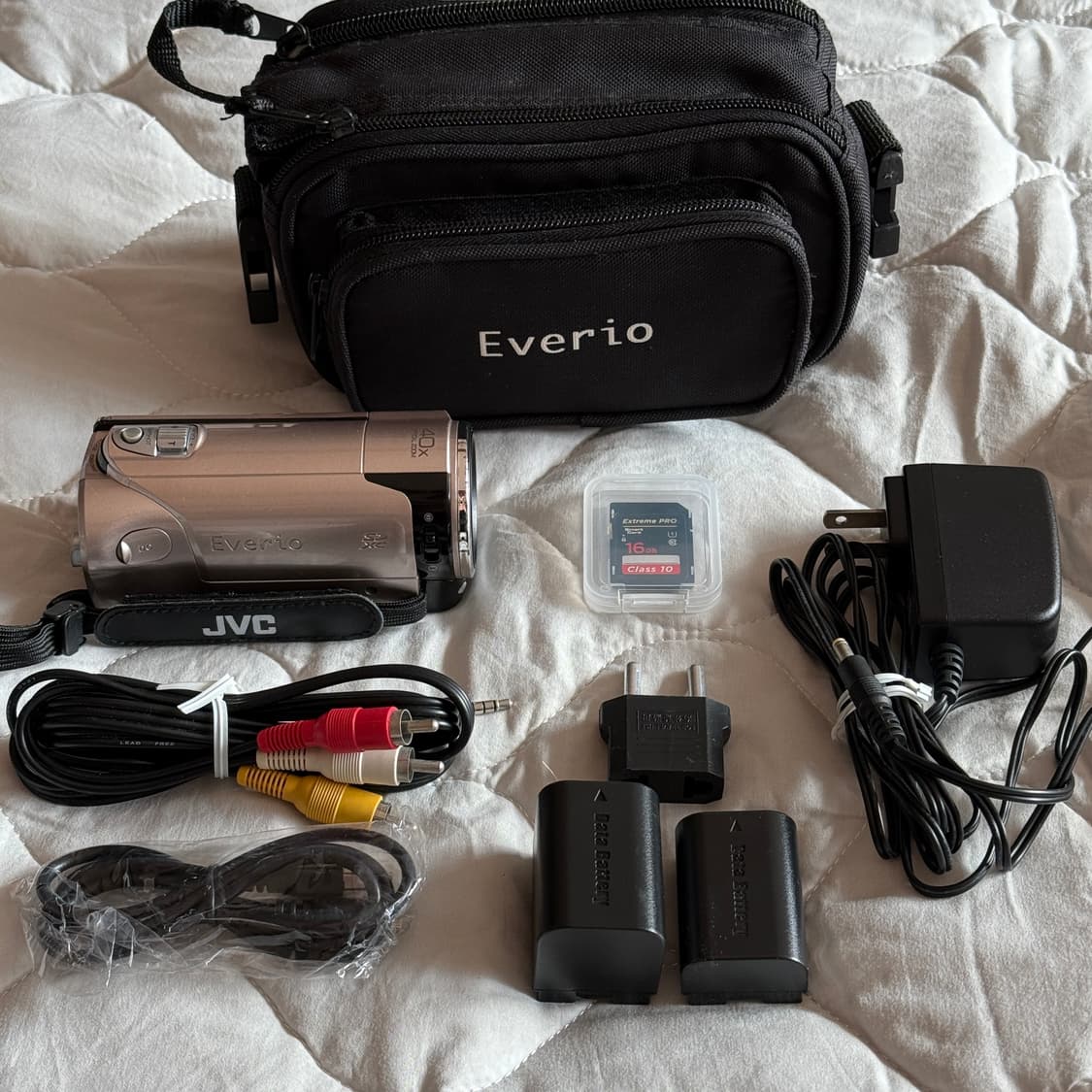 풀구성 JVC GZ-HM670 핑크캠코더 빈티지캠코더 핑크디카 카리나 상품이미지1