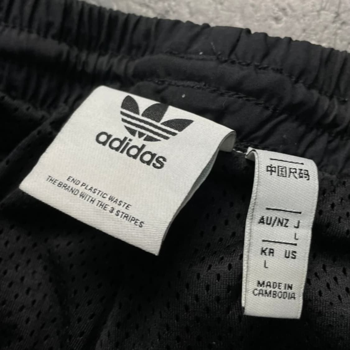 100 아디다스 나일론 조거팬츠  상품이미지3