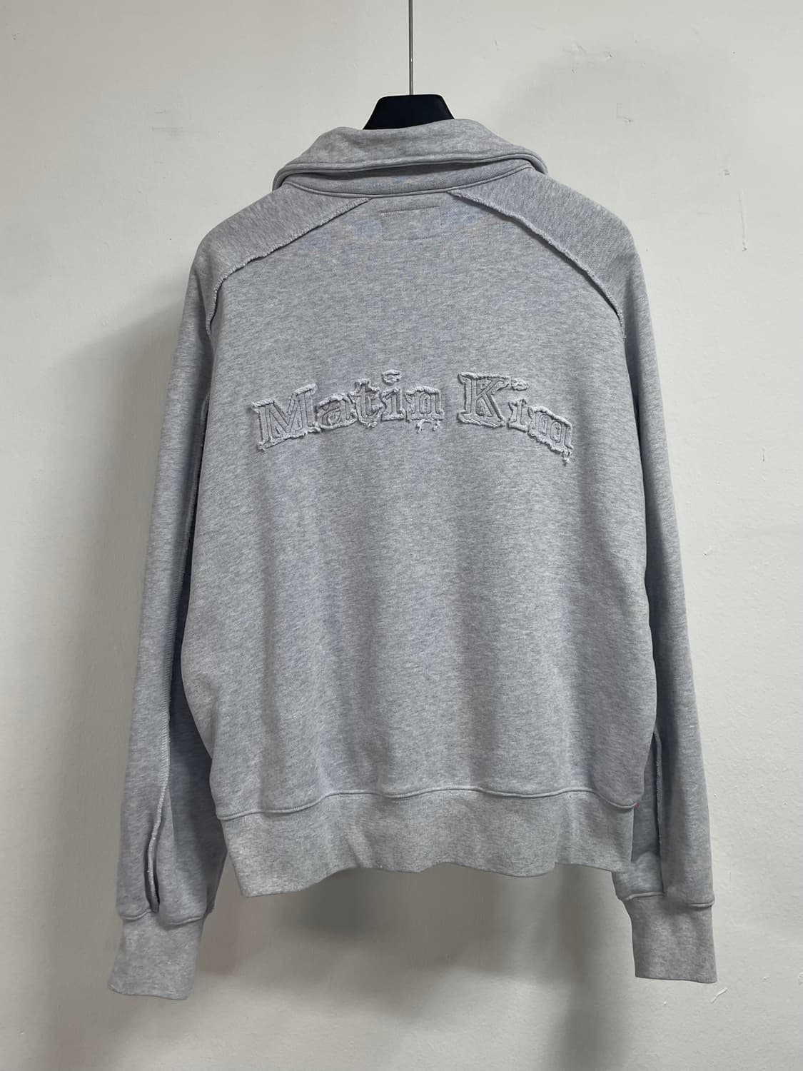 마뗑킴 빅로고 반집업 맨투맨  (on.29) 상품이미지1