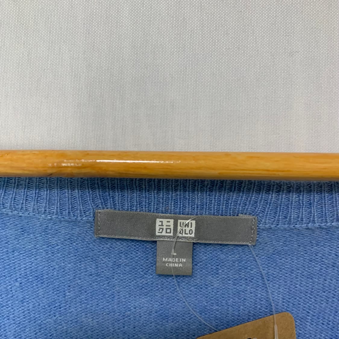 유니클로 브이넥 캐시미어 100% 빈티지 니트 소라 블루 L 상품이미지5