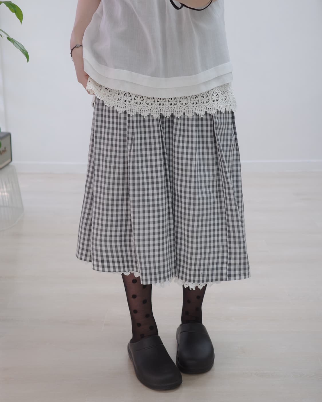 Charcoal Gobang Check Skirt 상품이미지1
