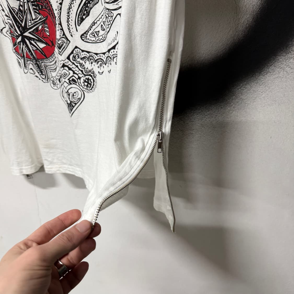VTG 빈티지 락 고스 펑크 프린팅 사이드 지퍼 디테일 반팔 티셔츠 상품이미지5
